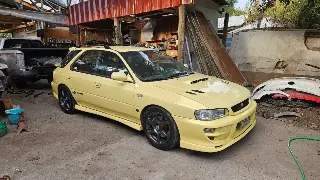 Subaru Impreza 2000
