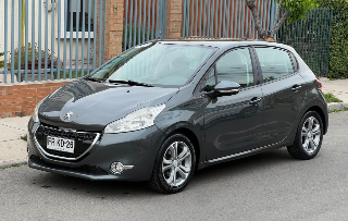 Peugeot 208 2013