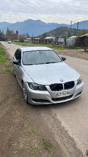 BMW 318 2011