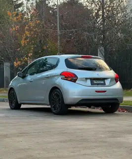 Peugeot 208 2017