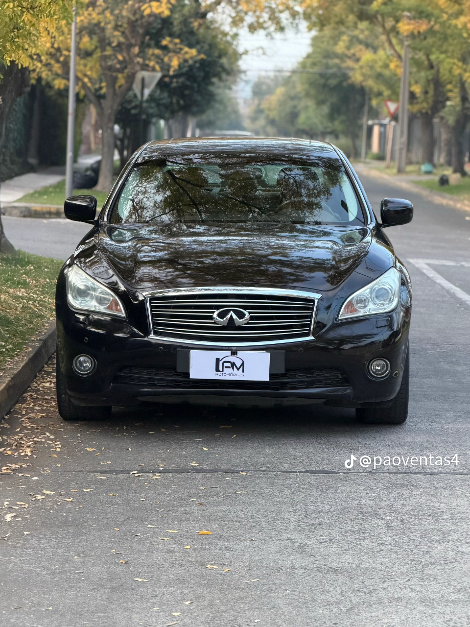 INFINITI G37 2012